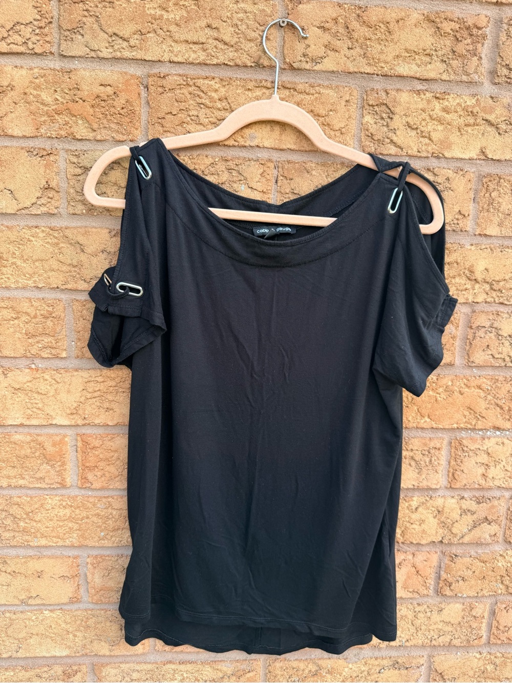 💫4/$25 • Cable & Gauge Black Cold-Shoulder Tee with Buckle Accents